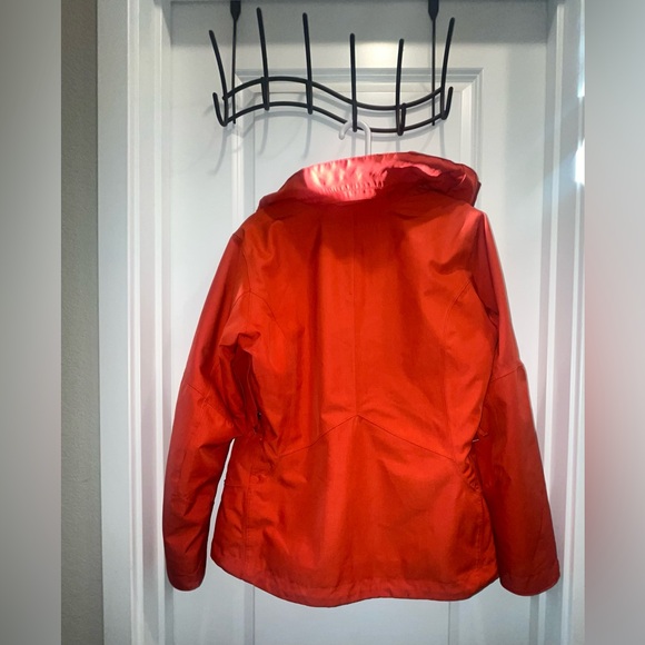 Patagonia H2No women’s orange waterproof insulated ski jacket - Picture 2 of 5